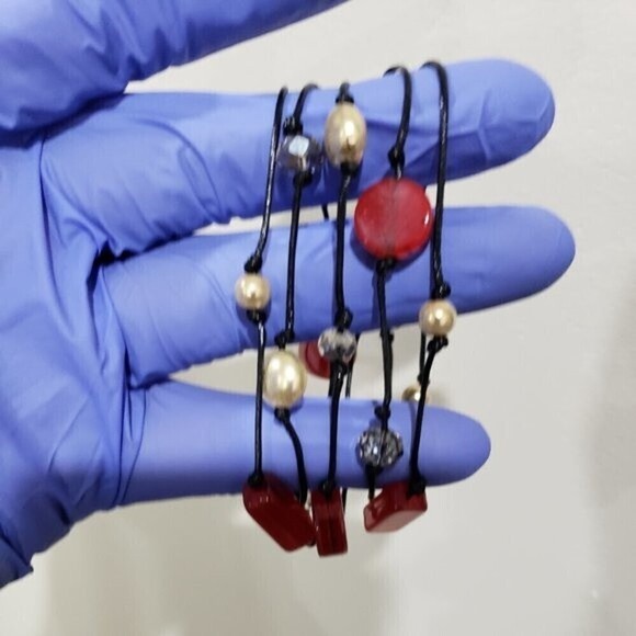 Women's Layered Black cord, Gold tone, Red & Clear Beads Bracelet, magnetic lock - Picture 10 of 10